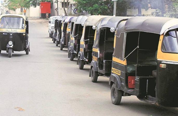 Motorists found in distress in Nagpur | नागपुरात ऑटोचालक सापडले संकटात Motorists found in distress in Nagpur | नागपुरात ऑटोचालक सापडले संकटात