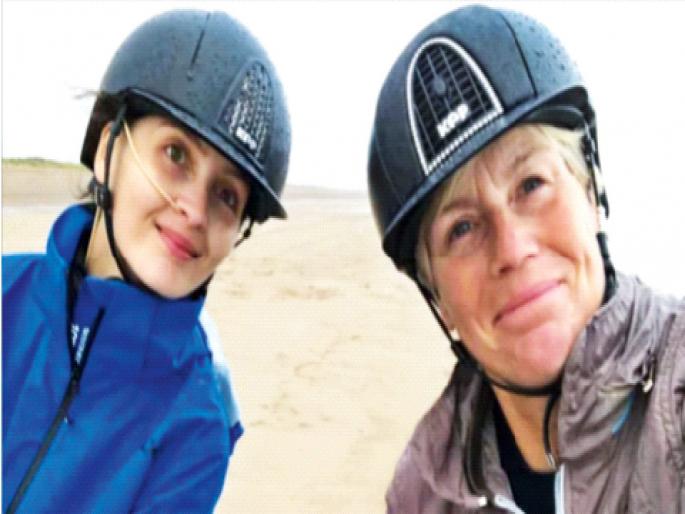 AV pulling the mother doctor to court; Compensation of lakhs of rupees given by the court | आईच्या डॉक्टरला कोर्टात खेचणारी एव्ही; कोर्टानं दिली लाखो रुपयांची भरपाई