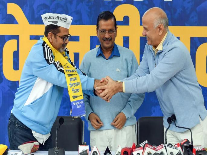 Delhi Assembly Election 2025 Awadh Ojha will contest from Manish sisodia constituency | अवध ओझा निवडणुकीच्या रिंगणात; मनीष सिसोदियांच्या मतदारसंघातून लढणार, सिसोदियांच काय? Delhi Assembly Election 2025 Awadh Ojha will contest from Manish sisodia constituency | अवध ओझा निवडणुकीच्या रिंगणात; मनीष सिसोदियांच्या मतदारसंघातून लढणार, सिसोदियांच काय?