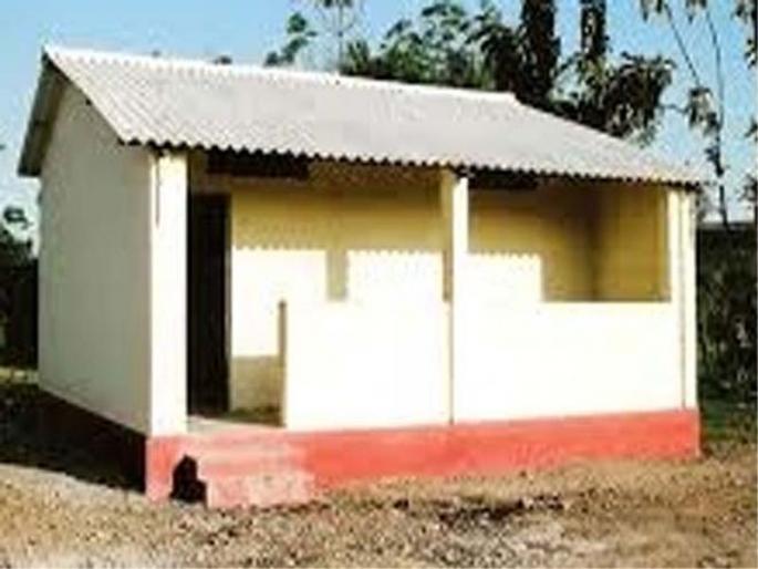 Housing Plans To Come Up By Fund: The situation in Akkalkuwa taluka | निधीमुळे आवास योजनांना आला वेग : अक्कलकुवा तालुक्यात स्थिती Housing Plans To Come Up By Fund: The situation in Akkalkuwa taluka | निधीमुळे आवास योजनांना आला वेग : अक्कलकुवा तालुक्यात स्थिती