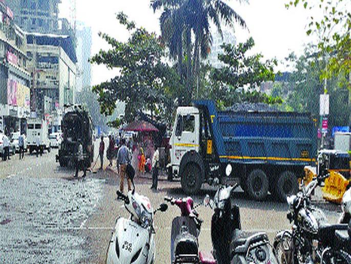 Inferior material for asphalt; There is no control of the municipality | डांबरीकरणासाठी निकृष्ट साहित्य; महापालिकेचे नियंत्रण नाही Inferior material for asphalt; There is no control of the municipality | डांबरीकरणासाठी निकृष्ट साहित्य; महापालिकेचे नियंत्रण नाही