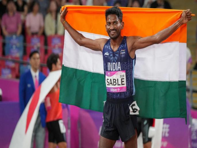 Maharashtra's Avinash Sable broke his own national record in the Paris Diamond League | Paris Diamond League : महाराष्ट्राचा 'लेक' काय धावला राव! अविनाशचा नवा रेकॉर्ड; शेतकरी पुत्राची गरूडझेप Maharashtra's Avinash Sable broke his own national record in the Paris Diamond League | Paris Diamond League : महाराष्ट्राचा 'लेक' काय धावला राव! अविनाशचा नवा रेकॉर्ड; शेतकरी पुत्राची गरूडझेप