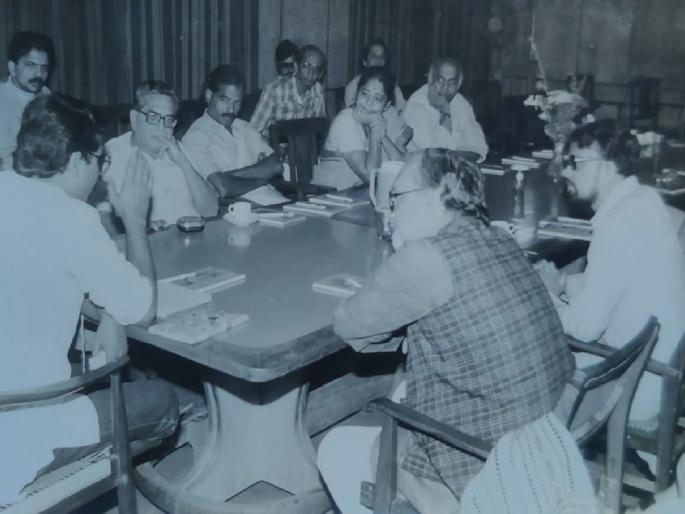 Gems of Sangli: Avinash Sapre, and recognized throughout Maharashtra as a 'Critic' | सांगलीची रत्ने : अविनाश सप्रे, अन् ‘समीक्षक’ म्हणून महाराष्ट्रभर ओळख प्राप्त Gems of Sangli: Avinash Sapre, and recognized throughout Maharashtra as a 'Critic' | सांगलीची रत्ने : अविनाश सप्रे, अन् ‘समीक्षक’ म्हणून महाराष्ट्रभर ओळख प्राप्त