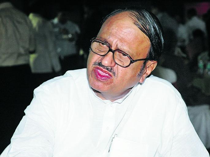 Muttemwar- Thakare behaving hated: Angered by Gave Awari | मुत्तेमवार- ठाकरे द्वेषपूर्ण वागताहेत : गेव्ह आवारी यांची नाराजी Muttemwar- Thakare behaving hated: Angered by Gave Awari | मुत्तेमवार- ठाकरे द्वेषपूर्ण वागताहेत : गेव्ह आवारी यांची नाराजी