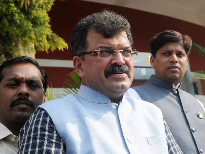 Jalindra Awhad new guardian minister | अखेर सोलापूरचं पालकमंत्रीपद जितेंद्र आव्हाडांकडे; वळसे-पाटलांची उचलबांगडी Jalindra Awhad new guardian minister | अखेर सोलापूरचं पालकमंत्रीपद जितेंद्र आव्हाडांकडे; वळसे-पाटलांची उचलबांगडी