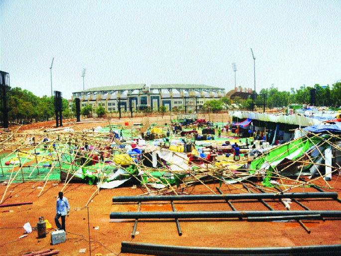 40 dead in Bihar, Jharkhand, UP; | बिहार, झारखंड, यूपीमध्ये वादळाचा कहर, ४0 मृत्युमुखी 40 dead in Bihar, Jharkhand, UP; | बिहार, झारखंड, यूपीमध्ये वादळाचा कहर, ४0 मृत्युमुखी