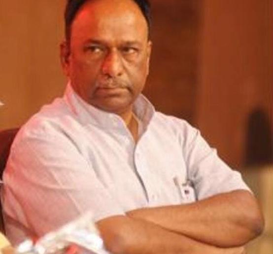 Bharat Sasne from Vidarbha for the post of Nashik Samelan president | ९४ वे साहित्य संमेलन; विदर्भाकडून संमेलनाध्यक्षपदासाठी केवळ भारत सासणे