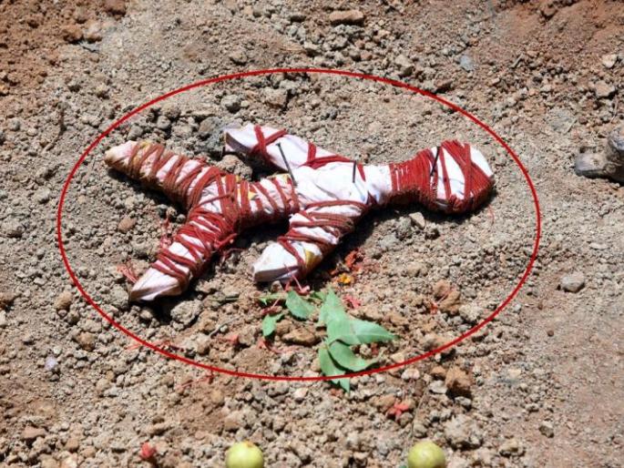 Chandrapur district was 'attacked' by superstition; An incident again; The whole family was beaten to death | चंद्रपूर जिल्ह्याला अंधश्रद्धेने 'झपाटले'; पुन्हा एक घटना; अख्ख्या कुटुंबाला बेदम मारहाण Chandrapur district was 'attacked' by superstition; An incident again; The whole family was beaten to death | चंद्रपूर जिल्ह्याला अंधश्रद्धेने 'झपाटले'; पुन्हा एक घटना; अख्ख्या कुटुंबाला बेदम मारहाण