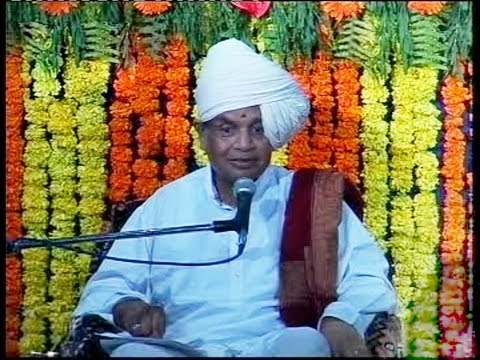 If you give up waiting for life then you will have to wait for life: Satkar Maharaj | भक्तीची वाट सोडाल तर जीवनाची वाट लागेल : सातारकर महाराज