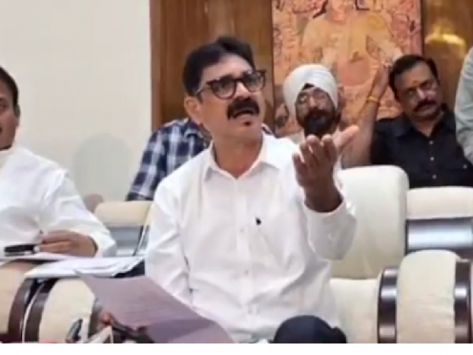 contracts awarded to blacklisted companies at higher rates mns bala nandgaonkar alleges collusion in the contract | ब्लॅकलिस्ट कंपन्यांना अधिक दराने कंत्राट? कंत्राटात संगनमत झाल्याचा बाळा नांदगावकरांचा आरोप contracts awarded to blacklisted companies at higher rates mns bala nandgaonkar alleges collusion in the contract | ब्लॅकलिस्ट कंपन्यांना अधिक दराने कंत्राट? कंत्राटात संगनमत झाल्याचा बाळा नांदगावकरांचा आरोप