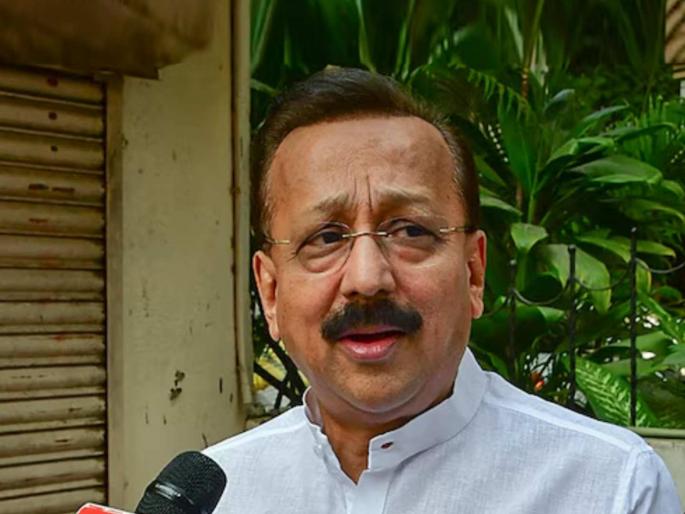 The plot to kill Baba Siddiqui was hatched in June; The eleventh accused was shackled | बाबा सिद्दीकींच्या हत्येचा कट जूनमध्ये शिजला होता; अकराव्या आरोपाली ठोकल्या बेड्या The plot to kill Baba Siddiqui was hatched in June; The eleventh accused was shackled | बाबा सिद्दीकींच्या हत्येचा कट जूनमध्ये शिजला होता; अकराव्या आरोपाली ठोकल्या बेड्या