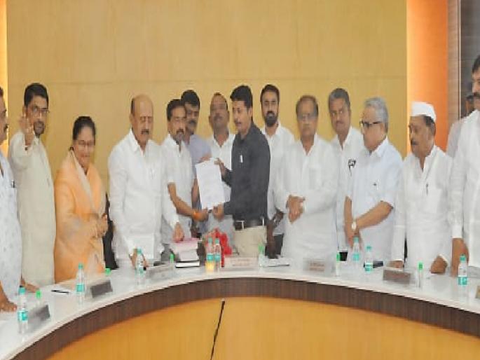 Amol Babar elected unopposed as Director of Sangli District Bank | सांगली जिल्हा बँकेच्या संचालकपदी अमोल बाबर यांची बिनविरोध निवड Amol Babar elected unopposed as Director of Sangli District Bank | सांगली जिल्हा बँकेच्या संचालकपदी अमोल बाबर यांची बिनविरोध निवड