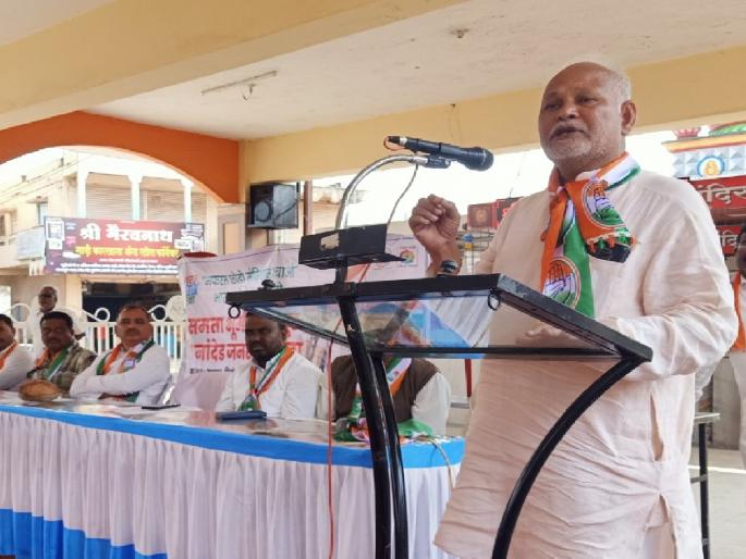 The use of religious divisions for vote politics by the rulers, Criticism of senior thinker Lalit Babar | सत्ताधाऱ्यांकडून मतांच्या राजकारणासाठी धार्मिक विभाजनाचे काम, ज्येष्ठ विचारवंत ललित बाबरांचे टीकास्त्र The use of religious divisions for vote politics by the rulers, Criticism of senior thinker Lalit Babar | सत्ताधाऱ्यांकडून मतांच्या राजकारणासाठी धार्मिक विभाजनाचे काम, ज्येष्ठ विचारवंत ललित बाबरांचे टीकास्त्र