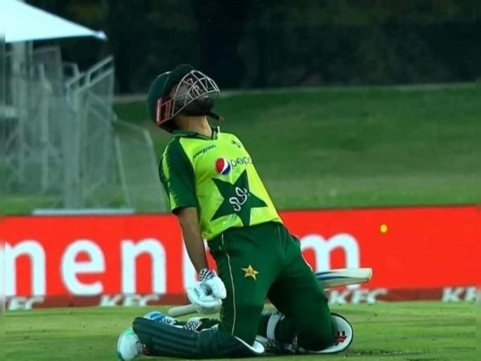 SA vs PAK : Pakistan is the first team to chase 200+ in T20Is with only one wicket down, Babar Azam score 122 runs in 59 ball | SA vs PAK : इथं विराट ३३ धावांवर बाद झाला अन् तिथं बाबर आजमनं इतिहास रचला; शतकी खेळीत १९ चेंडूंत ८४ धावा कुटल्या