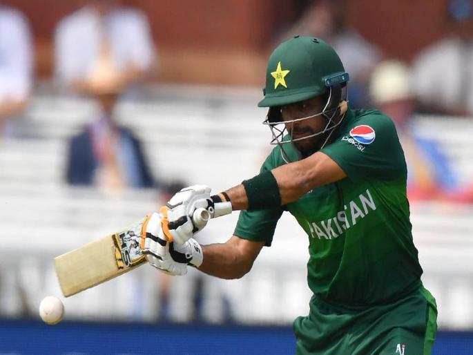 Pakistan vs Sri Lanka, ODI : Pakistan Babar Azam break Team India captain virat Kohli's record | पाकचा बाबर आझम आशियातील 'फास्टर फेणे'; टीम इंडियाच्या कॅप्टन कोहलीचा विक्रम मोडला