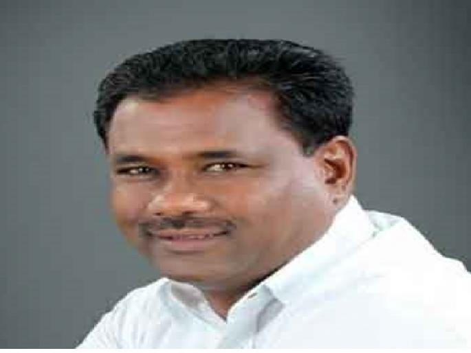 BJP corporator Babasaheb Wakale hides third child | भाजपाचे नगरसेवक बाबासाहेब वाकळे यांनी लपवले तिसरे अपत्य