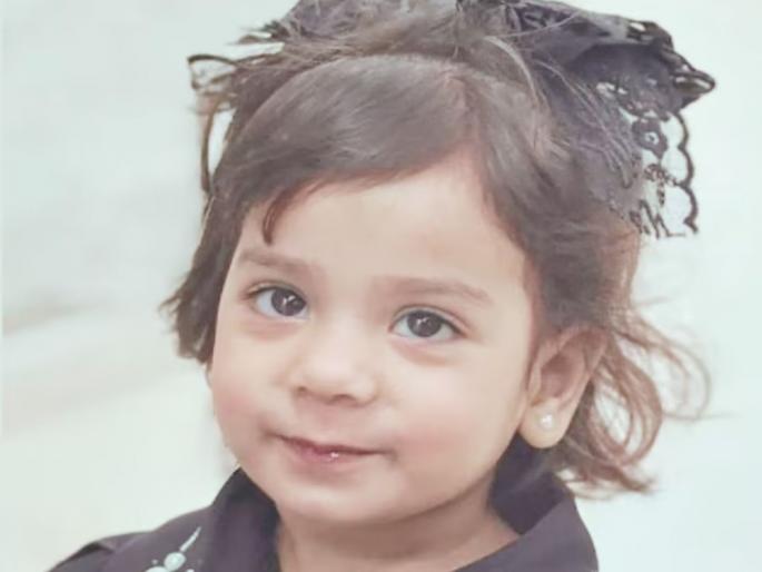 horrible child death locked car sleeping back seat of parked car grandfather forgets granddaughter in vehicle | हृदयद्रावक! कारच्या मागच्या सीटवर झोपलेल्या नातीला आजोबा विसरले; गुदमरून चिमुकलीचा मृत्यू horrible child death locked car sleeping back seat of parked car grandfather forgets granddaughter in vehicle | हृदयद्रावक! कारच्या मागच्या सीटवर झोपलेल्या नातीला आजोबा विसरले; गुदमरून चिमुकलीचा मृत्यू