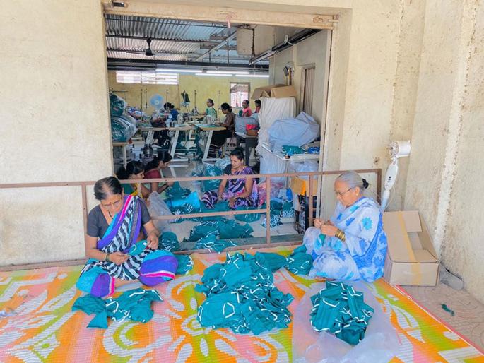 Small scale industries set up by 14693 self-help groups from loans of 428 crores | ४२८ कोटींच्या कर्जातून १४६९३ बचत गटांनी उभारले लघुउद्योग Small scale industries set up by 14693 self-help groups from loans of 428 crores | ४२८ कोटींच्या कर्जातून १४६९३ बचत गटांनी उभारले लघुउद्योग