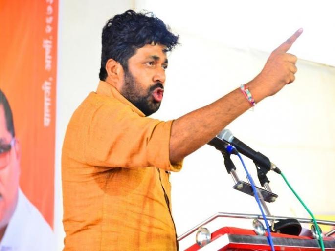 Maharashtra Assembly Election 2024 Bachchu Kadu Baglan Assembly Constituency | Bachchu Kadu : "लोकसभेच्या निकालाची पुनरावृत्ती करा"; बच्चू कडू यांचं आवाहन Maharashtra Assembly Election 2024 Bachchu Kadu Baglan Assembly Constituency | Bachchu Kadu : "लोकसभेच्या निकालाची पुनरावृत्ती करा"; बच्चू कडू यांचं आवाहन