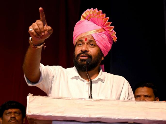 Promised first, now the government is running away from promises: Bachhu Kadu | आधी बाता मारल्या, आता सरकार आश्वासनांपासून पळ काढतंय: बच्चू कडू Promised first, now the government is running away from promises: Bachhu Kadu | आधी बाता मारल्या, आता सरकार आश्वासनांपासून पळ काढतंय: बच्चू कडू