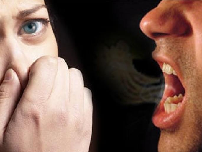 Some people have bad breath from their noses and mouths! It's not just cleanliness, it's a lack of vitamin B12 in the body | काहींच्या नाका-तोंडातून उग्र दर्प! केवळ स्वच्छता नाही, 'या' व्हिटॅमिनची शरीरात कमतरता