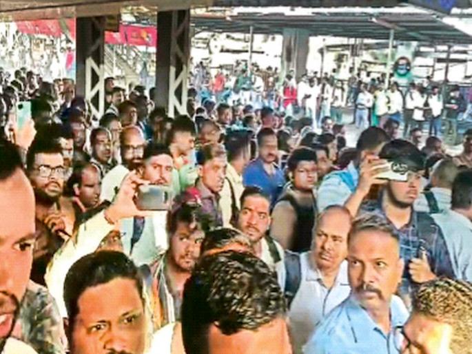 Local train delayed by 40 minutes; Passengers angry; Argument between Badlapurkar and RPF jawans | लोकलला तब्बल ४० मिनिटे उशीर; प्रवासी संतापले; बदलापूरकर व आरपीएफ जवानांमध्ये बाचाबाची Local train delayed by 40 minutes; Passengers angry; Argument between Badlapurkar and RPF jawans | लोकलला तब्बल ४० मिनिटे उशीर; प्रवासी संतापले; बदलापूरकर व आरपीएफ जवानांमध्ये बाचाबाची