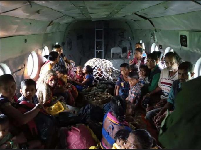 Those 58 people from Joo village finally arrived three days later | जू गावातील ते ५८ लोक अखेर तीन दिवसानंतर पोहचले स्वगृही Those 58 people from Joo village finally arrived three days later | जू गावातील ते ५८ लोक अखेर तीन दिवसानंतर पोहचले स्वगृही