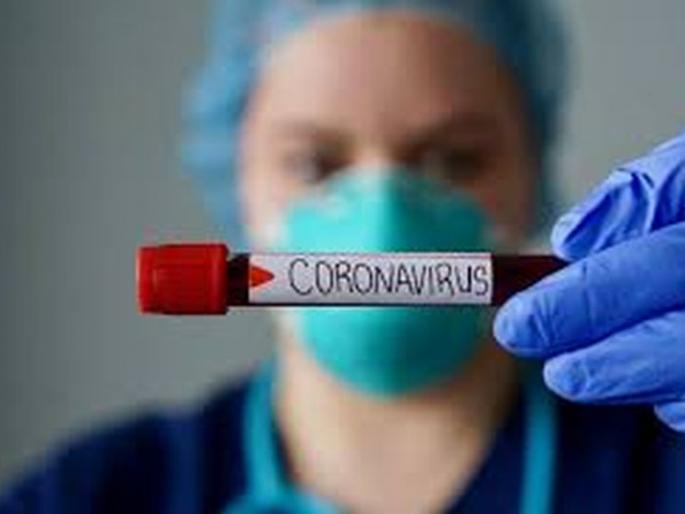 CoronaVirus: Four more infected with corona in Akola; The dead old man also reported positive | CoronaVirus : अकोल्यात आणखी चौघांना कोरोनाची लागण; मृत व्यक्तीचाही अहवाल पॉझिटिव्ह CoronaVirus: Four more infected with corona in Akola; The dead old man also reported positive | CoronaVirus : अकोल्यात आणखी चौघांना कोरोनाची लागण; मृत व्यक्तीचाही अहवाल पॉझिटिव्ह
