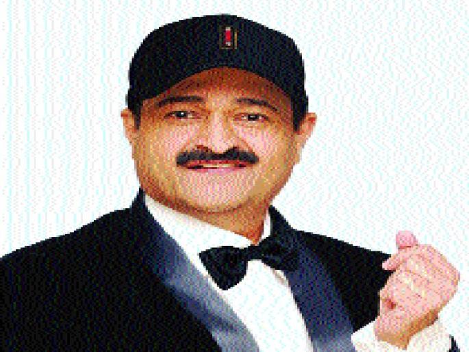 Auction of photographs of Baiju Patil in London | बैजू पाटील यांच्या छायाचित्रांचा लंडनमध्ये लिलाव Auction of photographs of Baiju Patil in London | बैजू पाटील यांच्या छायाचित्रांचा लंडनमध्ये लिलाव