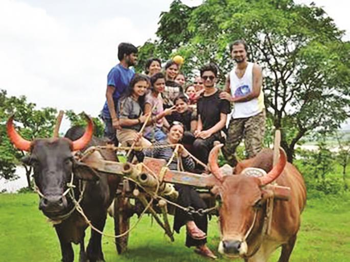Agriculture tourism is growing along with historical places in tourism town Chhatrapati Sambhajinagar | पर्यटननगर छत्रपती संभाजीनगरात ऐतिहासिक स्थळांबरोबर वाढतेय कृषी पर्यटन Agriculture tourism is growing along with historical places in tourism town Chhatrapati Sambhajinagar | पर्यटननगर छत्रपती संभाजीनगरात ऐतिहासिक स्थळांबरोबर वाढतेय कृषी पर्यटन