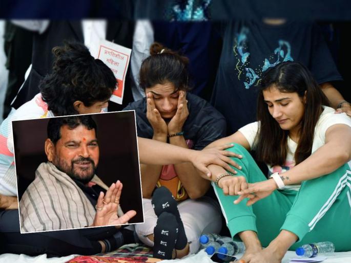 Bajrang Punia reacts angrily after police intercepts students supporting wrestlers protesting against Wrestling Federation of India president Brijbhushan Sharan Singh | "छेडछाड करणारा मोकाट फिरतोय ही लाजिरवाणी गोष्ट", आंदोलक पैलवानांची संतप्त प्रतिक्रिया Bajrang Punia reacts angrily after police intercepts students supporting wrestlers protesting against Wrestling Federation of India president Brijbhushan Sharan Singh | "छेडछाड करणारा मोकाट फिरतोय ही लाजिरवाणी गोष्ट", आंदोलक पैलवानांची संतप्त प्रतिक्रिया