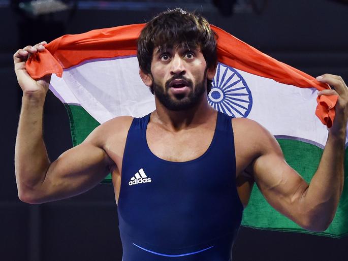 Near Bajrang's first world gold medal | बजरंग पहिल्या विश्व सुवर्णपदकाच्या जवळ Near Bajrang's first world gold medal | बजरंग पहिल्या विश्व सुवर्णपदकाच्या जवळ