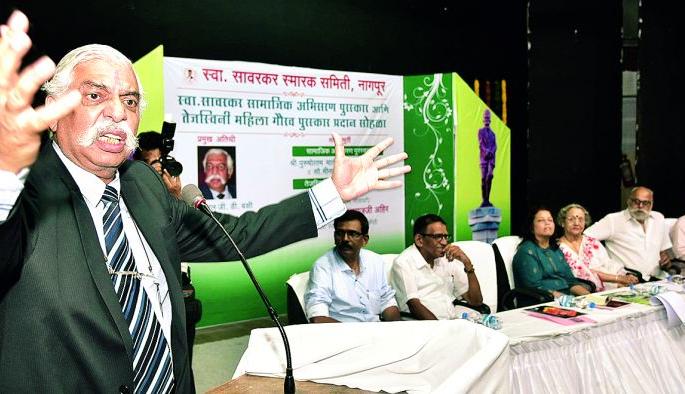 The true contribution of Azad Hind Sena to India's independence: G. D. Bakshi | भारताच्या स्वातंत्र्यात आझाद हिंद सेनेचे खरे योगदान : जी. डी. बक्षी The true contribution of Azad Hind Sena to India's independence: G. D. Bakshi | भारताच्या स्वातंत्र्यात आझाद हिंद सेनेचे खरे योगदान : जी. डी. बक्षी