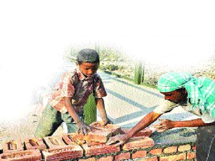 Child labor decreased, but teenage workers increased | बालकामगार घटले, पण किशोरवयीन कामगार वाढले Child labor decreased, but teenage workers increased | बालकामगार घटले, पण किशोरवयीन कामगार वाढले