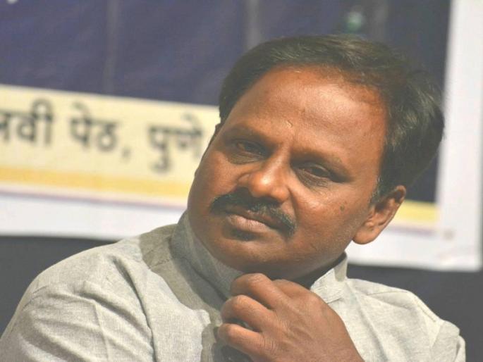 B Raghunath Award to Balaji Sutar | बालाजी सुतार यांना यंदाचा बी रघुनाथ पुरस्कार जाहीर B Raghunath Award to Balaji Sutar | बालाजी सुतार यांना यंदाचा बी रघुनाथ पुरस्कार जाहीर