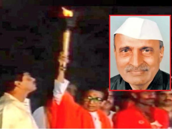 Mashal symbol auspicious for Shiv Sena; It was on this sign that Moreshwar became an MP | शिवसेनेसाठी मशाल चिन्ह शुभ; या चिन्हावरच मोरेश्वर सावे झाले होते औरंगाबादचे खासदार Mashal symbol auspicious for Shiv Sena; It was on this sign that Moreshwar became an MP | शिवसेनेसाठी मशाल चिन्ह शुभ; या चिन्हावरच मोरेश्वर सावे झाले होते औरंगाबादचे खासदार