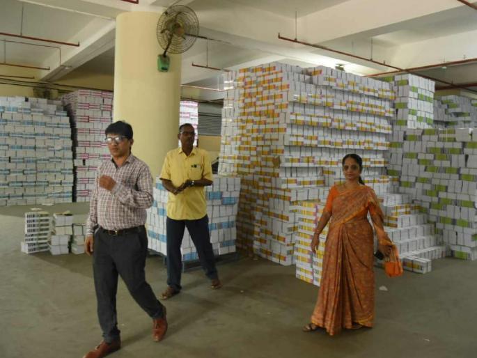 Commencement of distribution of books under Samajra Shiksha Abhiyan; Distribution of 36 lakh books | समग्र शिक्षा अभियाना अंतर्गत पुस्तकांच्या वितरणाला सुरुवात; 36 लाख पुस्तकांचे वितरण Commencement of distribution of books under Samajra Shiksha Abhiyan; Distribution of 36 lakh books | समग्र शिक्षा अभियाना अंतर्गत पुस्तकांच्या वितरणाला सुरुवात; 36 लाख पुस्तकांचे वितरण