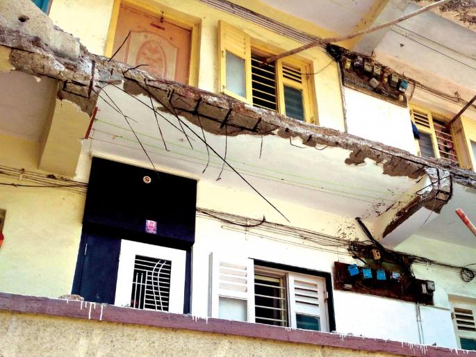 Structural Audit Furs of the Stuck Buildings | शिकस्त इमारतींच्या स्ट्रक्चरल ऑडिटचा फार्स Structural Audit Furs of the Stuck Buildings | शिकस्त इमारतींच्या स्ट्रक्चरल ऑडिटचा फार्स