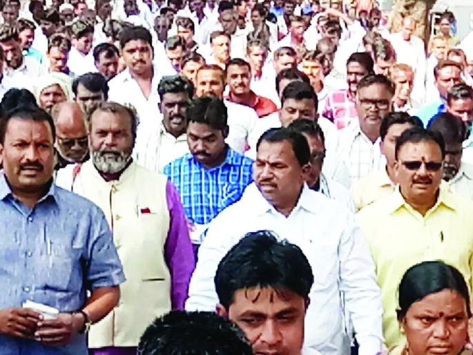 If the connection of agricultural pumps breaks, beware! | कृषी पंपांचे कनेक्शन तोडाल तर खबरदार! If the connection of agricultural pumps breaks, beware! | कृषी पंपांचे कनेक्शन तोडाल तर खबरदार!