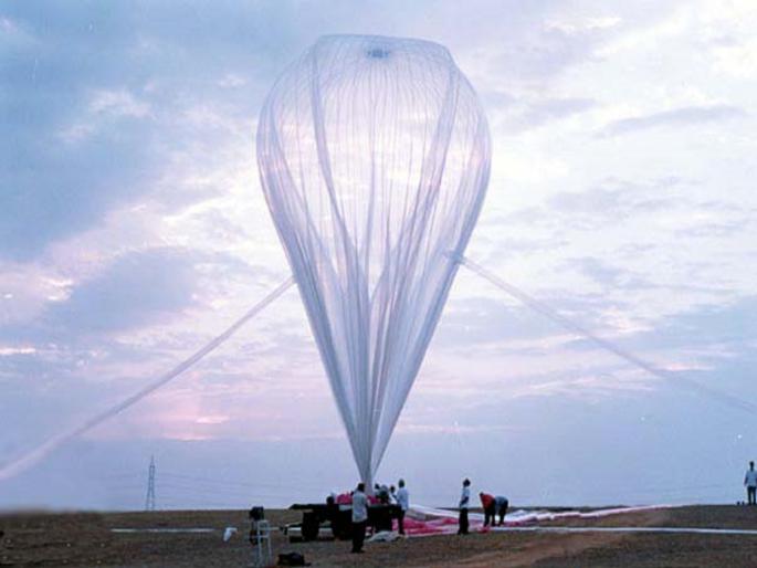 Ten balloons of Tata will fly for scientific research, will they crash 'here' along with Marathwada-Vidarbha? | वैज्ञानिक संशोधनासाठी टाटांचे दहा फुगे उडणार, ते मराठवाडा- विदर्भासह 'येथे' कोसळणार ? Ten balloons of Tata will fly for scientific research, will they crash 'here' along with Marathwada-Vidarbha? | वैज्ञानिक संशोधनासाठी टाटांचे दहा फुगे उडणार, ते मराठवाडा- विदर्भासह 'येथे' कोसळणार ?