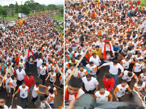 Har.. Har.. Mahadev! In Hingoli Kavad Yatra started in the presence of thousands of Shiva devotees | हर.. हर.. महादेव! मुख्यमंत्र्यांच्या दौऱ्यापूर्वी संतोष बांगर निघाले शिवभक्तांसह कावड यात्रेत Har.. Har.. Mahadev! In Hingoli Kavad Yatra started in the presence of thousands of Shiva devotees | हर.. हर.. महादेव! मुख्यमंत्र्यांच्या दौऱ्यापूर्वी संतोष बांगर निघाले शिवभक्तांसह कावड यात्रेत