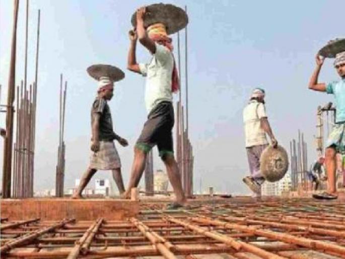 Agents are active in villages to avail the benefits of the scheme for construction workers | राजकीय पाठबळाने एजंट गब्बर, त्यातूनच बोगस कामगारांचे जाळे..; कोट्यवधी रुपयांची लूट Agents are active in villages to avail the benefits of the scheme for construction workers | राजकीय पाठबळाने एजंट गब्बर, त्यातूनच बोगस कामगारांचे जाळे..; कोट्यवधी रुपयांची लूट