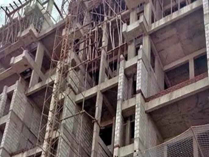 Death of a contractor on a construction project Accident due to fall from twelfth floor | बांधकाम प्रकल्पावर कंत्राटदाराचा मृत्यू; बाराव्या मजल्यावरून पडल्याने दुर्घटना Death of a contractor on a construction project Accident due to fall from twelfth floor | बांधकाम प्रकल्पावर कंत्राटदाराचा मृत्यू; बाराव्या मजल्यावरून पडल्याने दुर्घटना