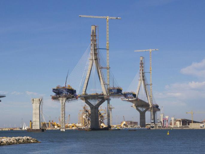 cost of bandra versova sea bridge has gone up to 18 thousand crores | वांद्रे-वर्सोवा सागरी सेतूचा खर्च गेला १८ हजार कोटींवर cost of bandra versova sea bridge has gone up to 18 thousand crores | वांद्रे-वर्सोवा सागरी सेतूचा खर्च गेला १८ हजार कोटींवर