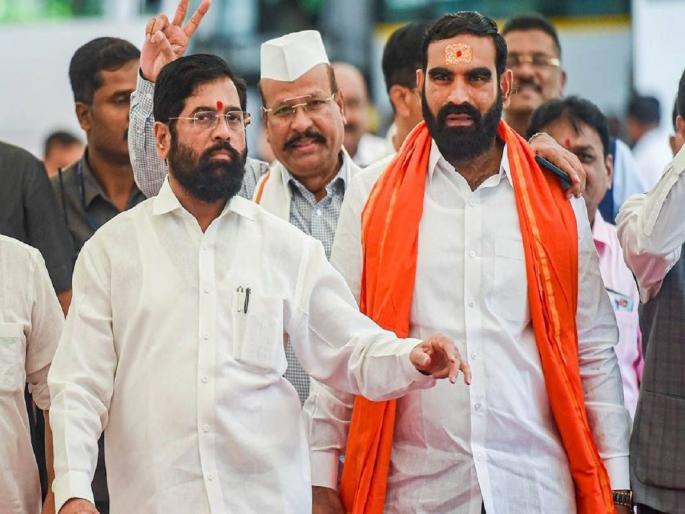 Will definitely become a cabinet minister in the next phase; MLA Santosh Bangar's promise | पुढच्या टप्प्यात नक्की कॅबीनेट मंत्री होणार; आमदार संतोष बांगर यांचे सूतोवाच Will definitely become a cabinet minister in the next phase; MLA Santosh Bangar's promise | पुढच्या टप्प्यात नक्की कॅबीनेट मंत्री होणार; आमदार संतोष बांगर यांचे सूतोवाच