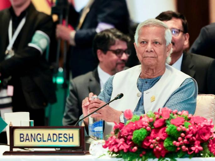 Bangladesh's U-turn Cancels Rs 180 crore defense deal with India Increases proximity with China | बांगलादेशचा यू-टर्न! भारतासोबतचा १८० कोटींचा संरक्षण करार रद्द केला; चीनसोबतची जवळीक वाढवली