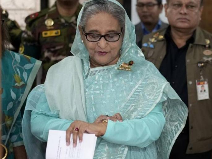 Sheikh Hasina's house was also snatched, big action in Bangladesh; From sister to son, everyone's property seized | शेख हसीना यांचे घरही हिसकावून घेतले, बांगलादेशात मोठी कारवाई; बहिणीपासून मुलापर्यंत, सर्वांची मालमत्ता जप्त Sheikh Hasina's house was also snatched, big action in Bangladesh; From sister to son, everyone's property seized | शेख हसीना यांचे घरही हिसकावून घेतले, बांगलादेशात मोठी कारवाई; बहिणीपासून मुलापर्यंत, सर्वांची मालमत्ता जप्त
