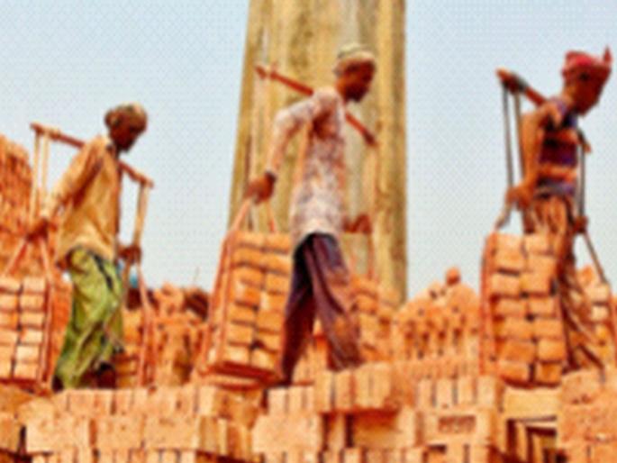 Character verification of Bangladeshi laborers difficult, security issue on the agenda after attack on Saif | बांगलादेशी मजुरांची चारित्र्य पडताळणी कठीण, सैफवरील हल्ल्यानंतर सुरक्षेचा प्रश्न ऐरणीवर Character verification of Bangladeshi laborers difficult, security issue on the agenda after attack on Saif | बांगलादेशी मजुरांची चारित्र्य पडताळणी कठीण, सैफवरील हल्ल्यानंतर सुरक्षेचा प्रश्न ऐरणीवर