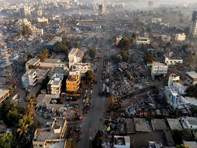 The biggest action A thousand acres of land what was the municipal machinery doing for all these years? | Pimpri Chinchwad: सर्वात मोठी कारवाई! हजारभर एकर भुईसपाट, महापालिकेची यंत्रणा इतकी वर्षे काय करत होती? The biggest action A thousand acres of land what was the municipal machinery doing for all these years? | Pimpri Chinchwad: सर्वात मोठी कारवाई! हजारभर एकर भुईसपाट, महापालिकेची यंत्रणा इतकी वर्षे काय करत होती?