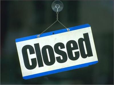 Banks closed for four days due to strikes and holidays; The customer will suffer because of the marchending | संप व सुटीमुळे चार दिवस बँका बंद; मार्चएण्डिंगमुळे ग्राहक त्रस्त होणार Banks closed for four days due to strikes and holidays; The customer will suffer because of the marchending | संप व सुटीमुळे चार दिवस बँका बंद; मार्चएण्डिंगमुळे ग्राहक त्रस्त होणार
